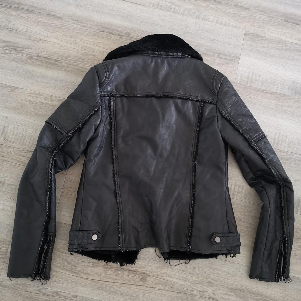Faux leather jacket - Picture 3 of 4